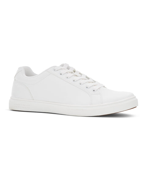 all white leather tennis shoes