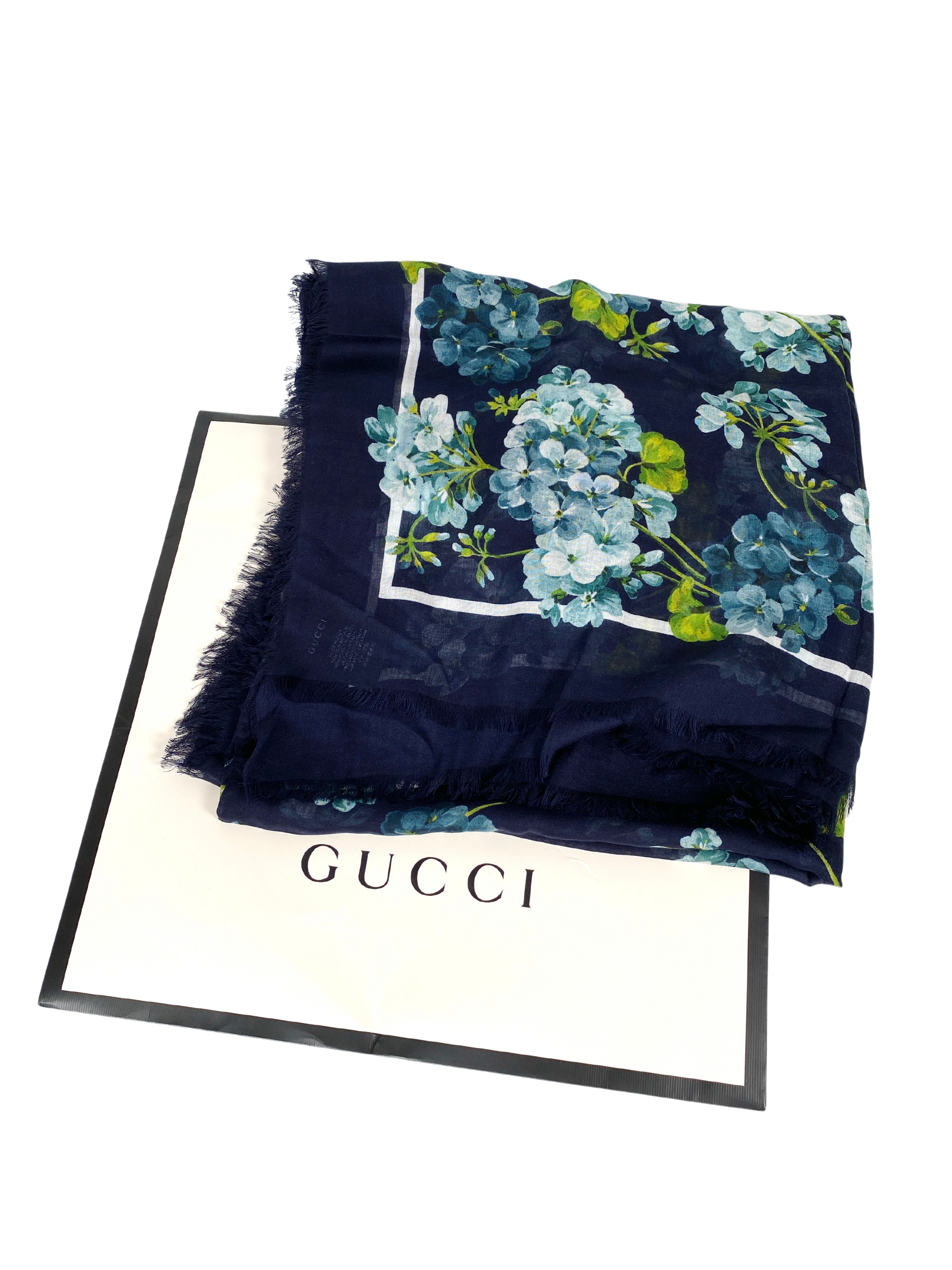 GUCCI - SILK MODAL GG BLOOMS BLUE SHAWL SCARF - NEW –  AU