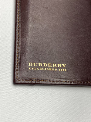 BURBERRY - HAYMARKET CHECK PASSPORT HOLDER CHOCOLATE –  AU