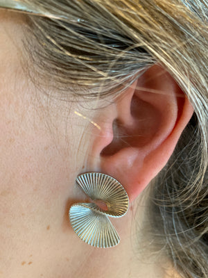 tiffany swirl earrings