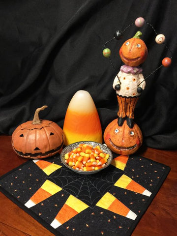 candy corn mini quilt