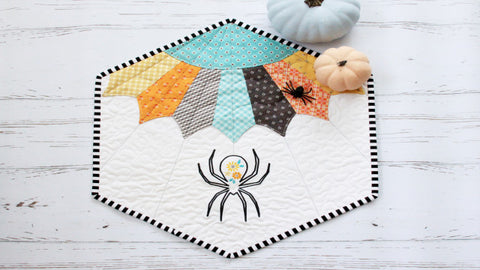 spider mini quilt