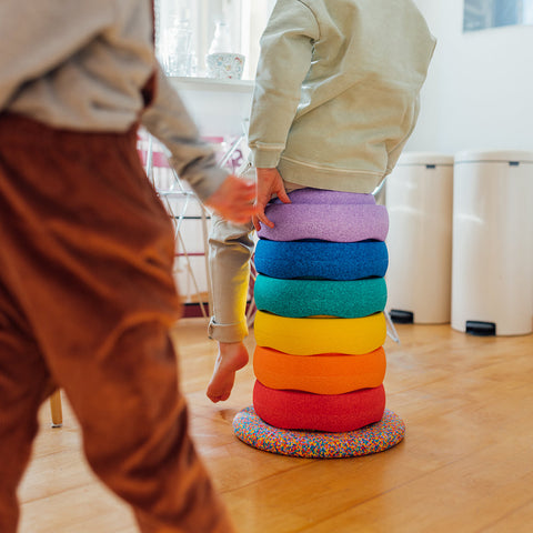 Stapelstein Stacking Stones rainbow