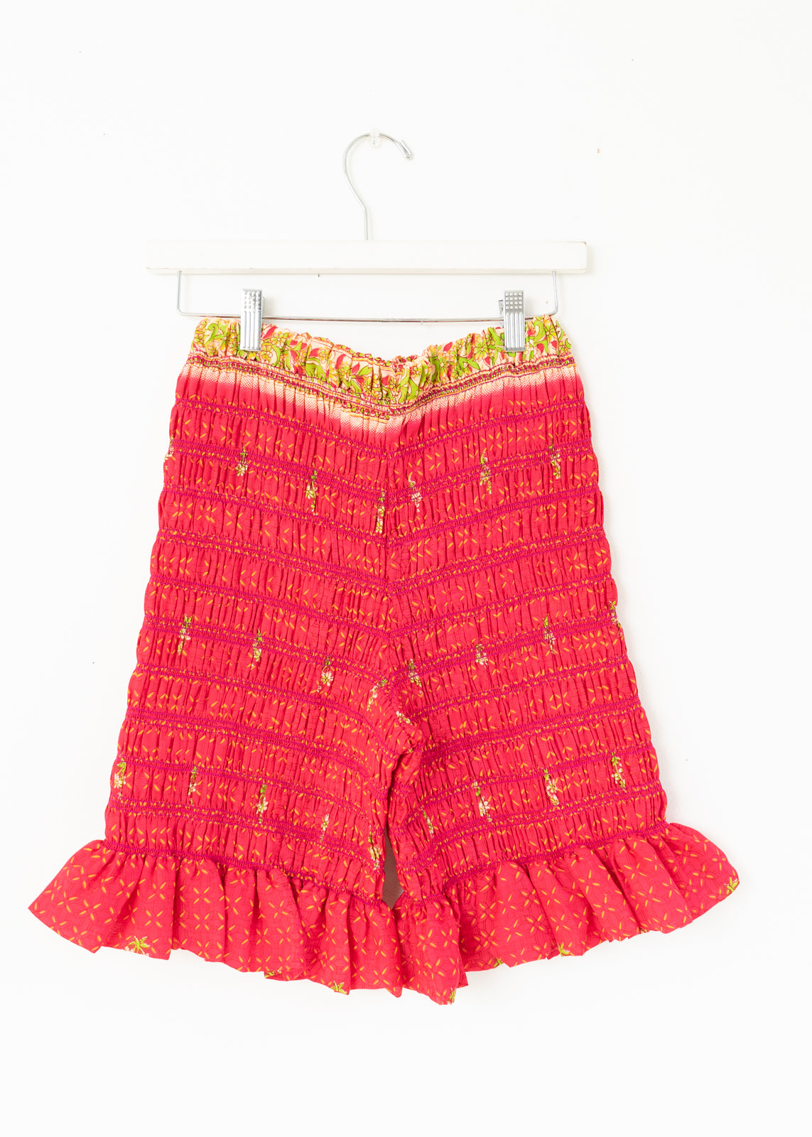 Rara Ruffle Shorts -Tomato red