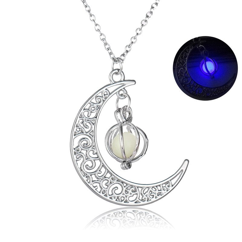 2pcs Luxury Glow In The Dark necklaces Luminous Moon