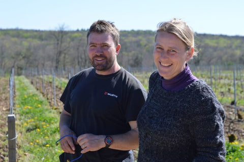 Picture of Manu and Bene from Ruppert-Leroy in their vineyards