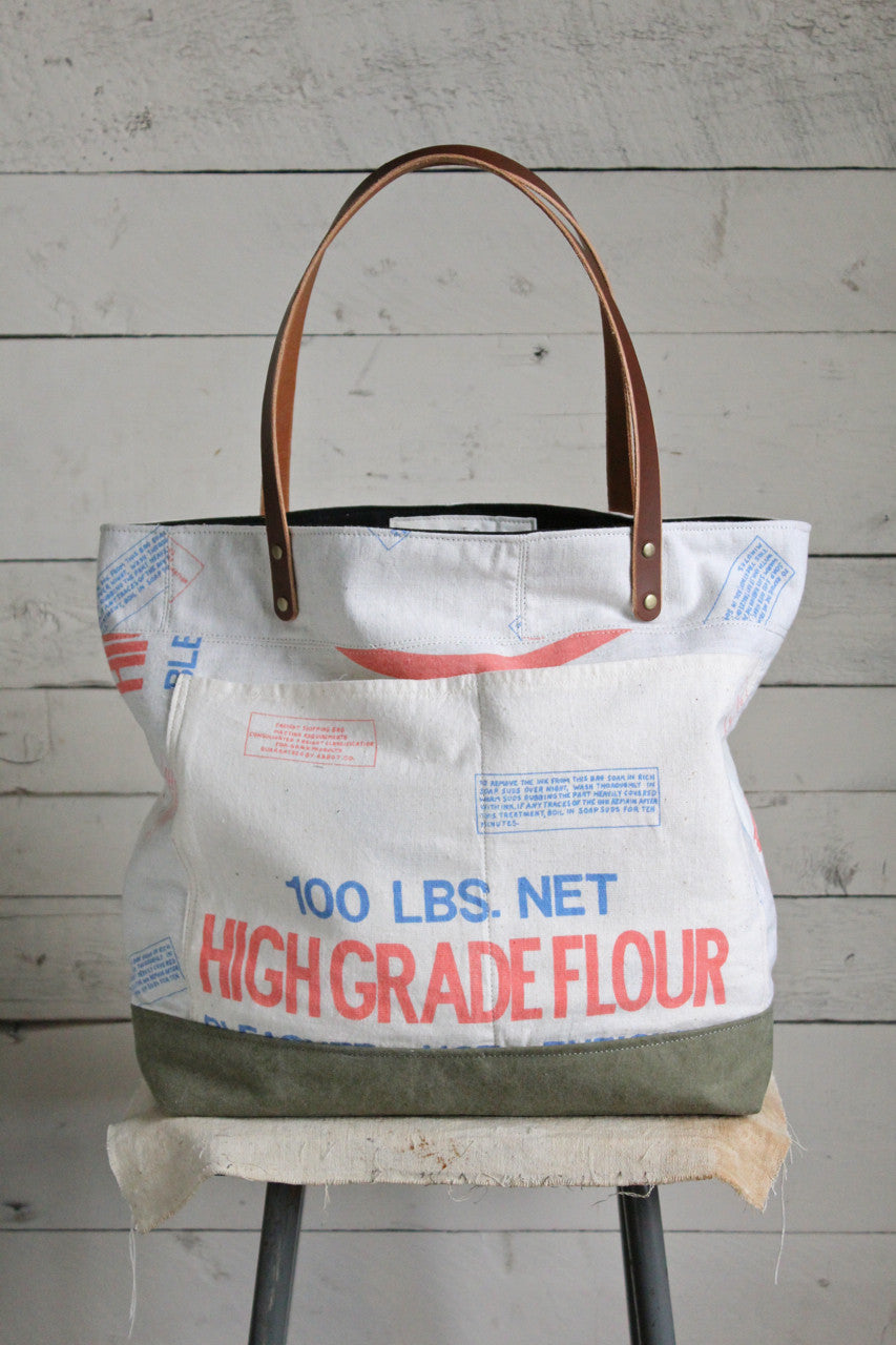 1950&#39;s era Flour Sack Apron Tote Bag - FORESTBOUND