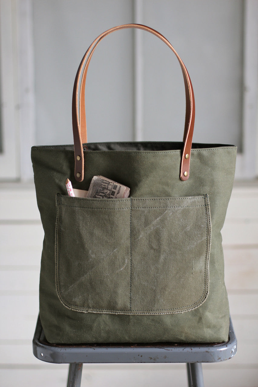 tote bag with pockets