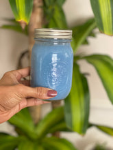 Load image into Gallery viewer, Blue Spirulina Infused Seamoss Gel 32 oz