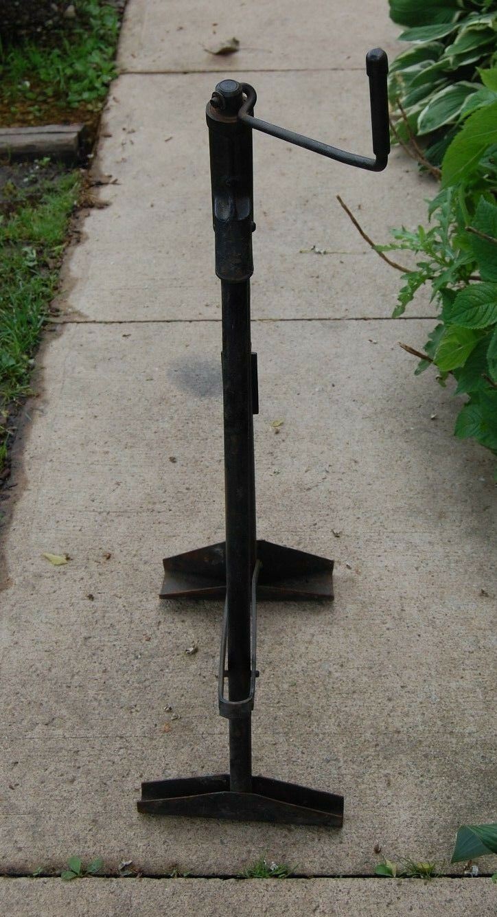 Automobile Bumper Jack For Sale  - Delivering Products From Abroad Is Always Free, However, Your Parcel May Be Subject To Vat, Customs Duties Or Other Taxes, Depending On Laws Of The Country You Live In.