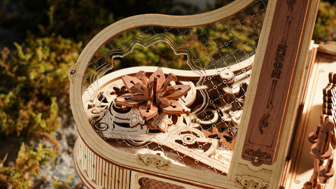 maquette en bois mécanique et musicale magic piano amk81 rokr robotime