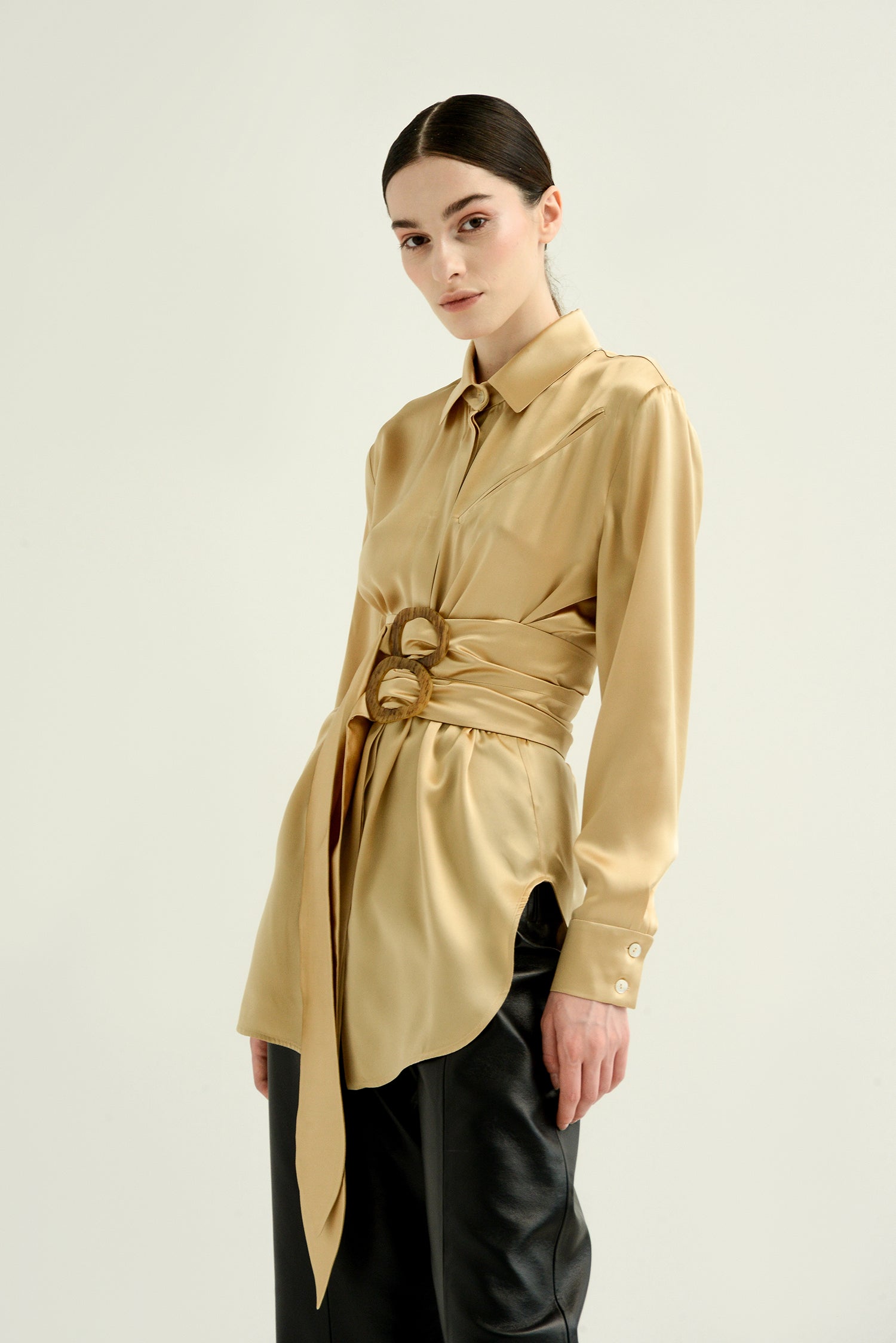 Silk blouse w/ double belt | Materiel