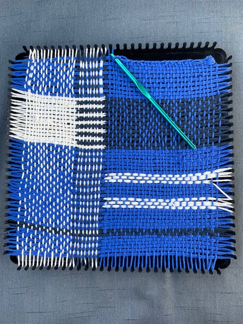 How to Weave with yarn on the 9 inch potholder loom 
