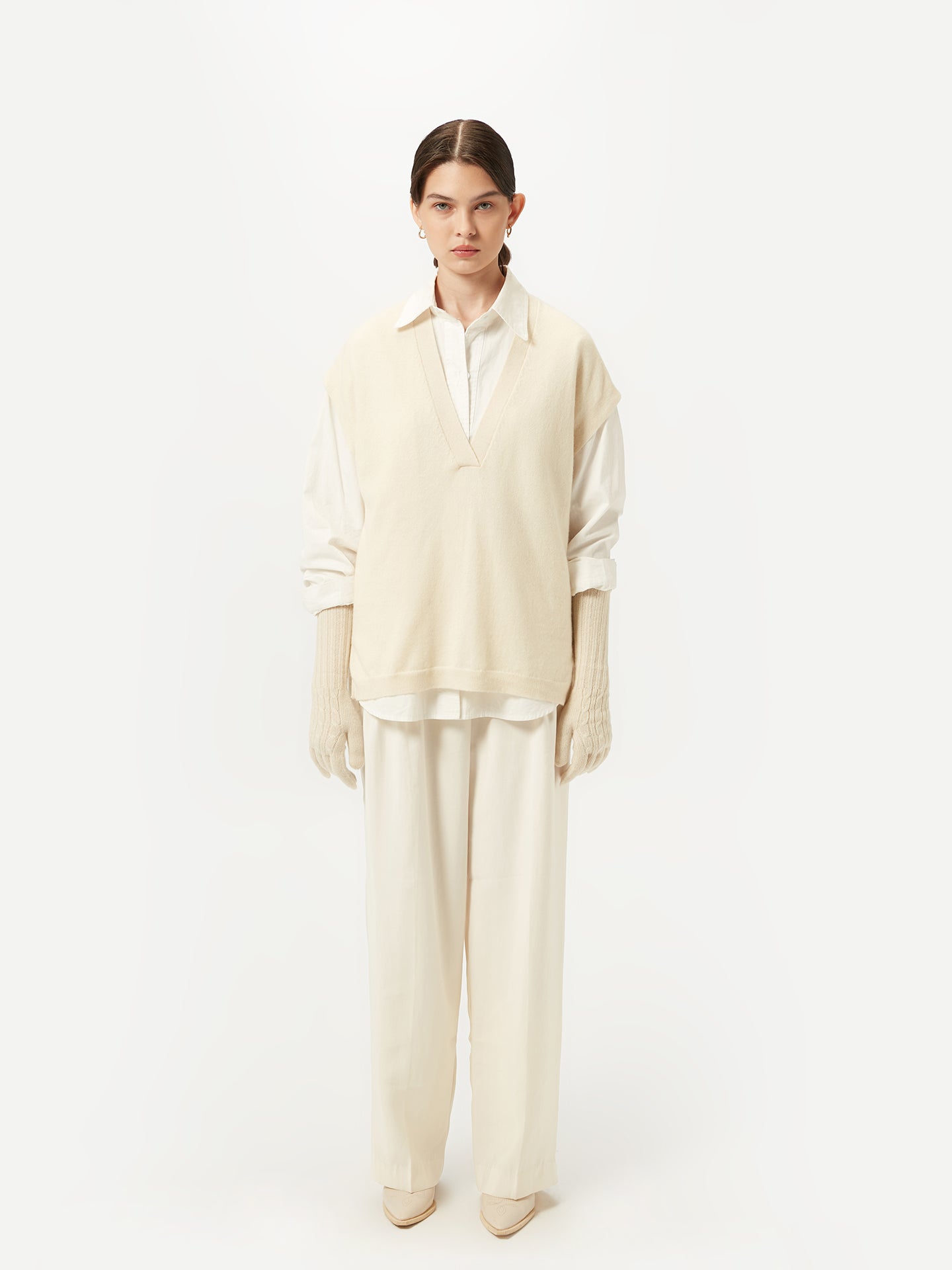 Women Deep V-Neck Vest - Organic Cashmere Off White - Gobi Cashmere