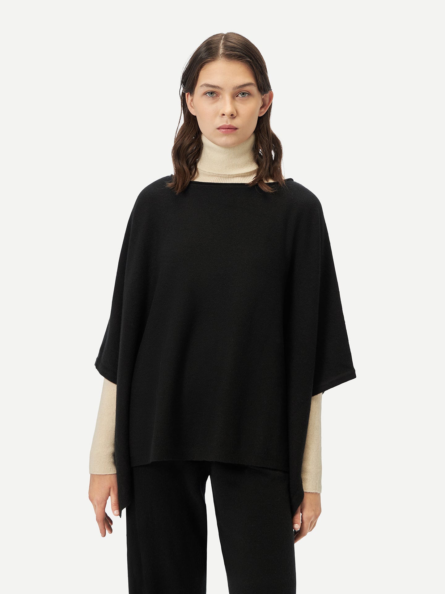 Boat-Neck Cashmere Poncho Black - Gobi Cashmere 