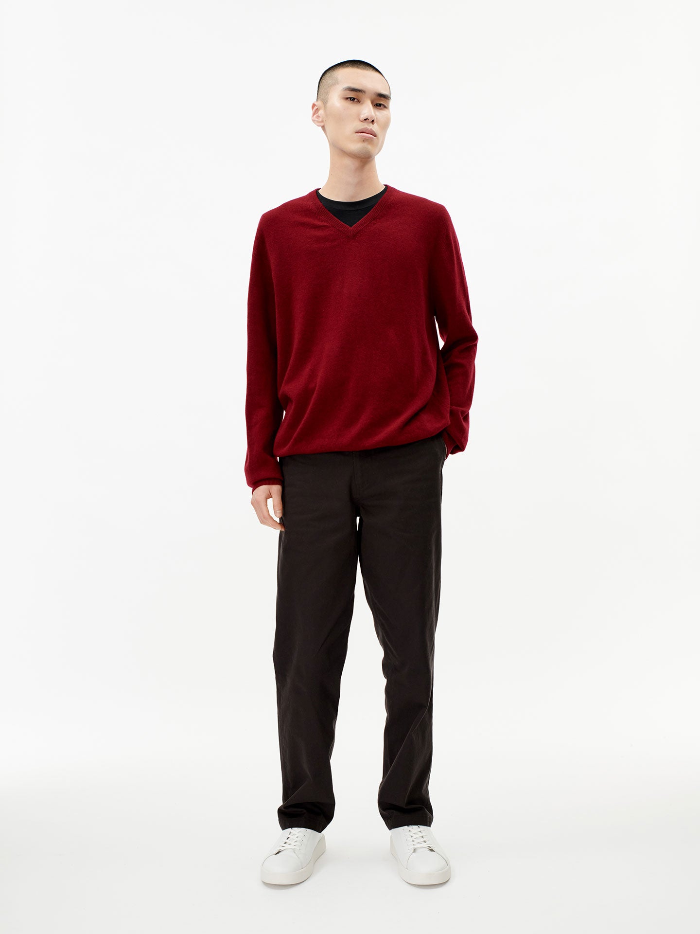 Men's Cashmere Basic V-Neck Sweater Bordeaux - Gobi Cashmere