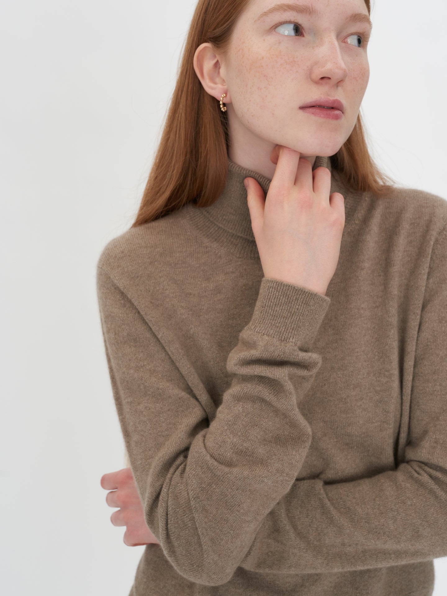 Women's Cashmere Turtleneck Sweater