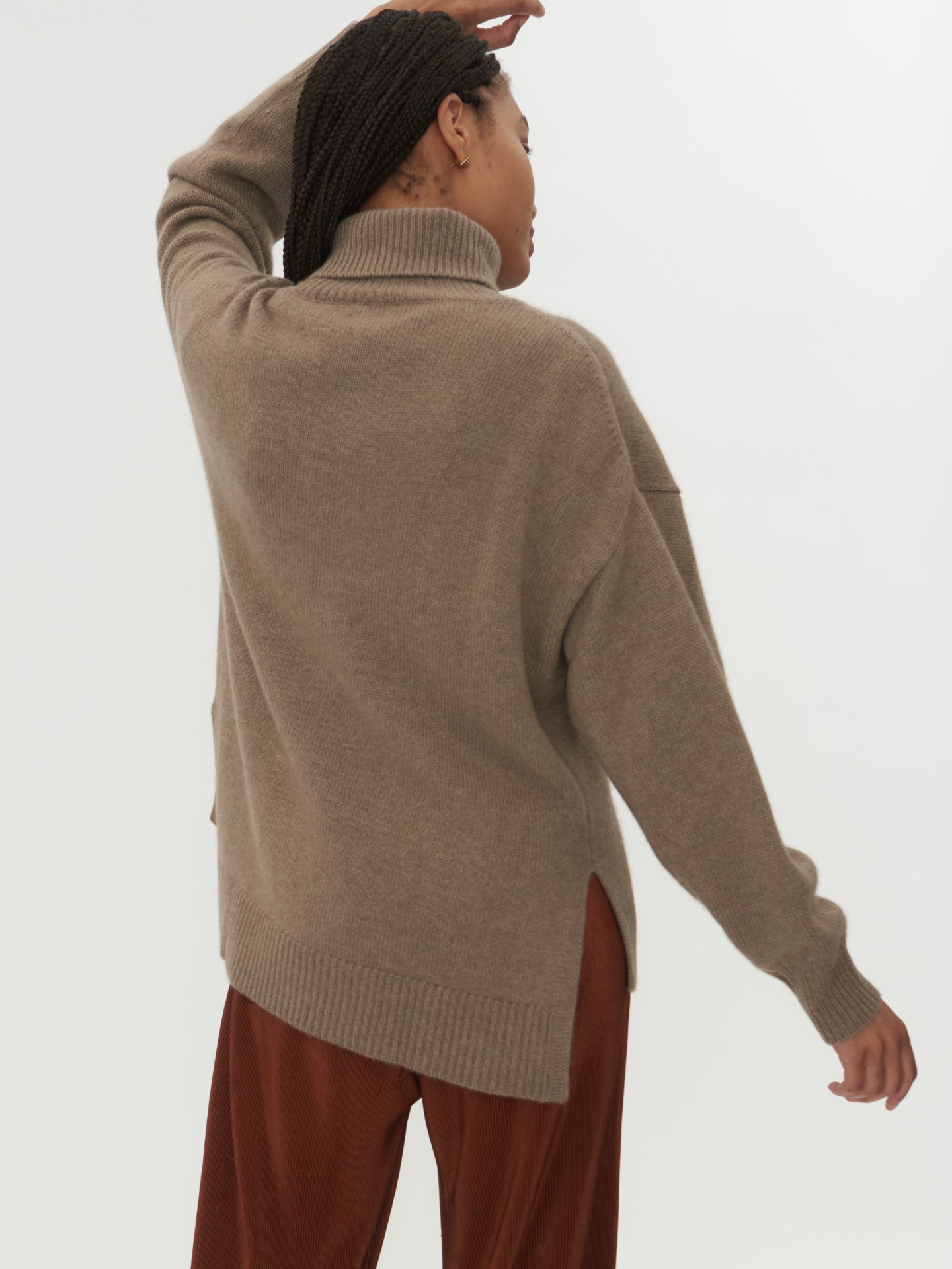 Women's Cashmere Loose Turtle Neck Sweater Taupe - Gobi Cashmere, S / Warm Grey / WK214-183