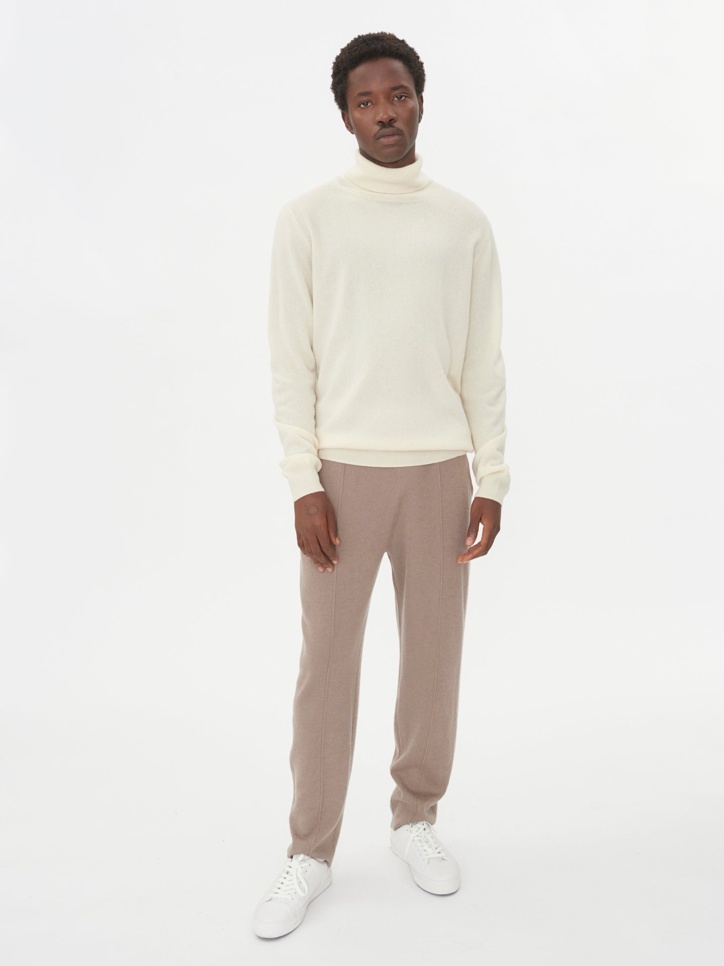 Men's Cashmere Basic Turtle Neck Sweater White - Gobi Cashmere