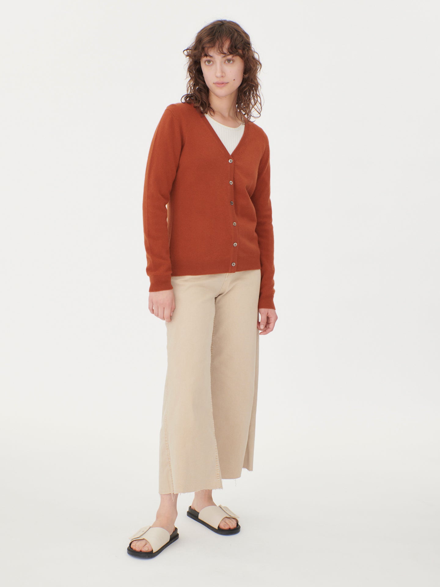 Women's Cashmere V-neck Cardigan Sugar Almond - Gobi Cashmere