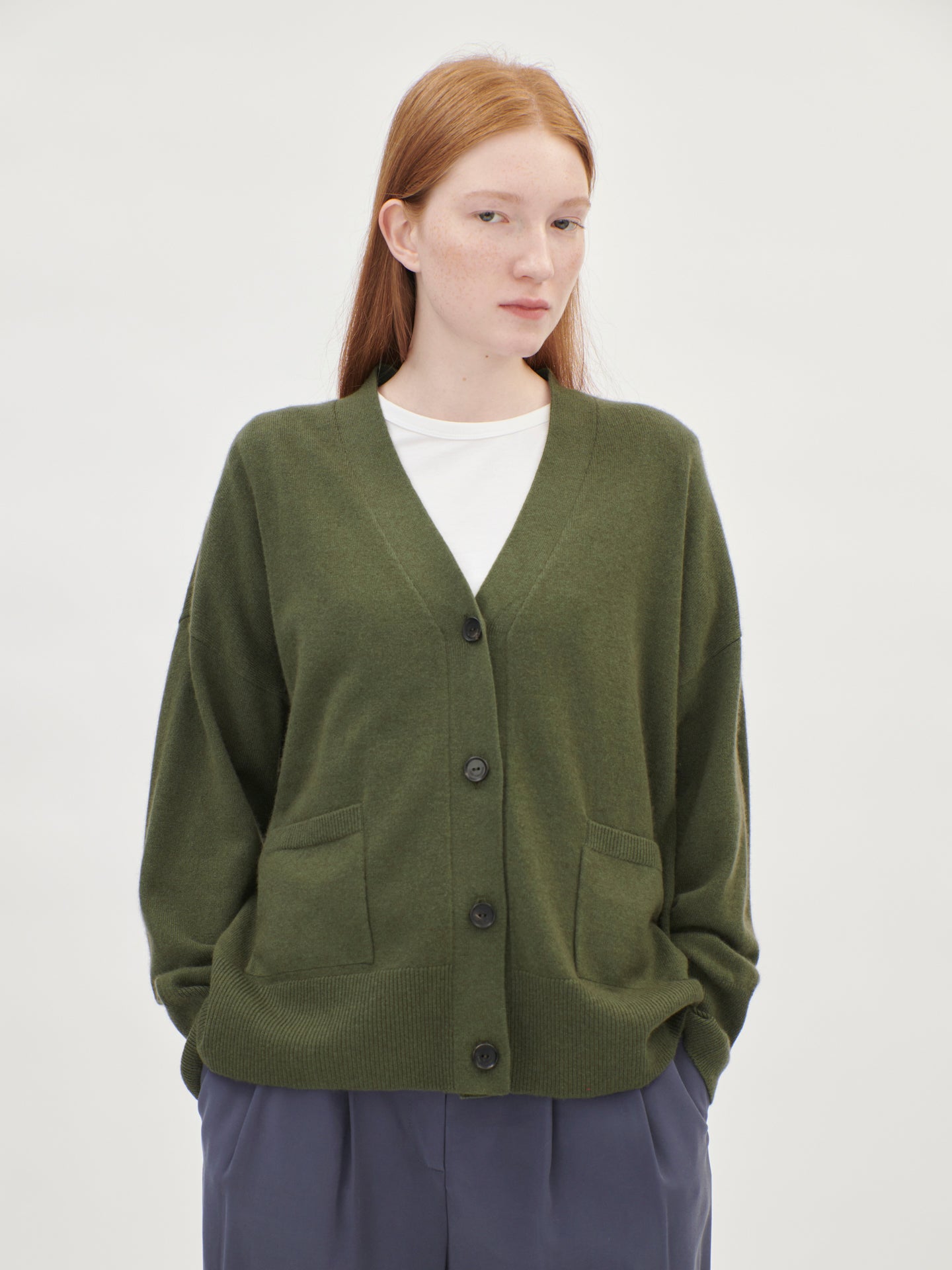 Women's Cashmere V-Neck Cashmere Cardigan Bronze Green - Gobi Cashmere