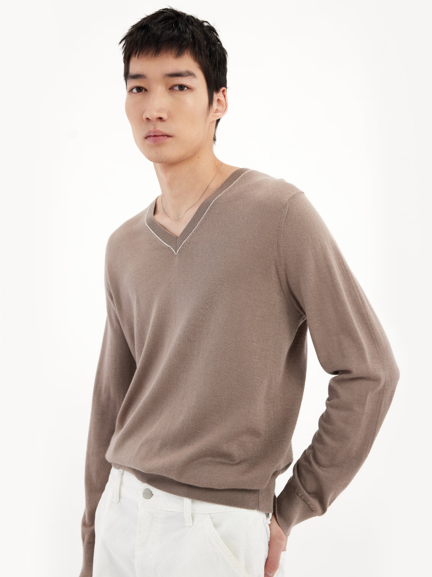 Men's Silk Cashmere V-Neck Greige - Gobi Cashmere