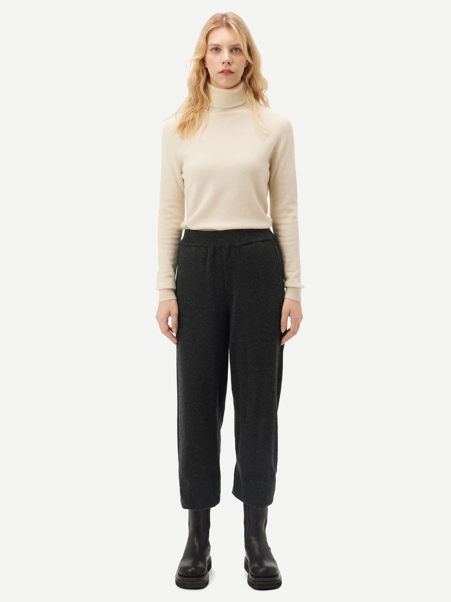 Women's Cashmere Joggers With Cable Side Seam White - Gobi Cashmere