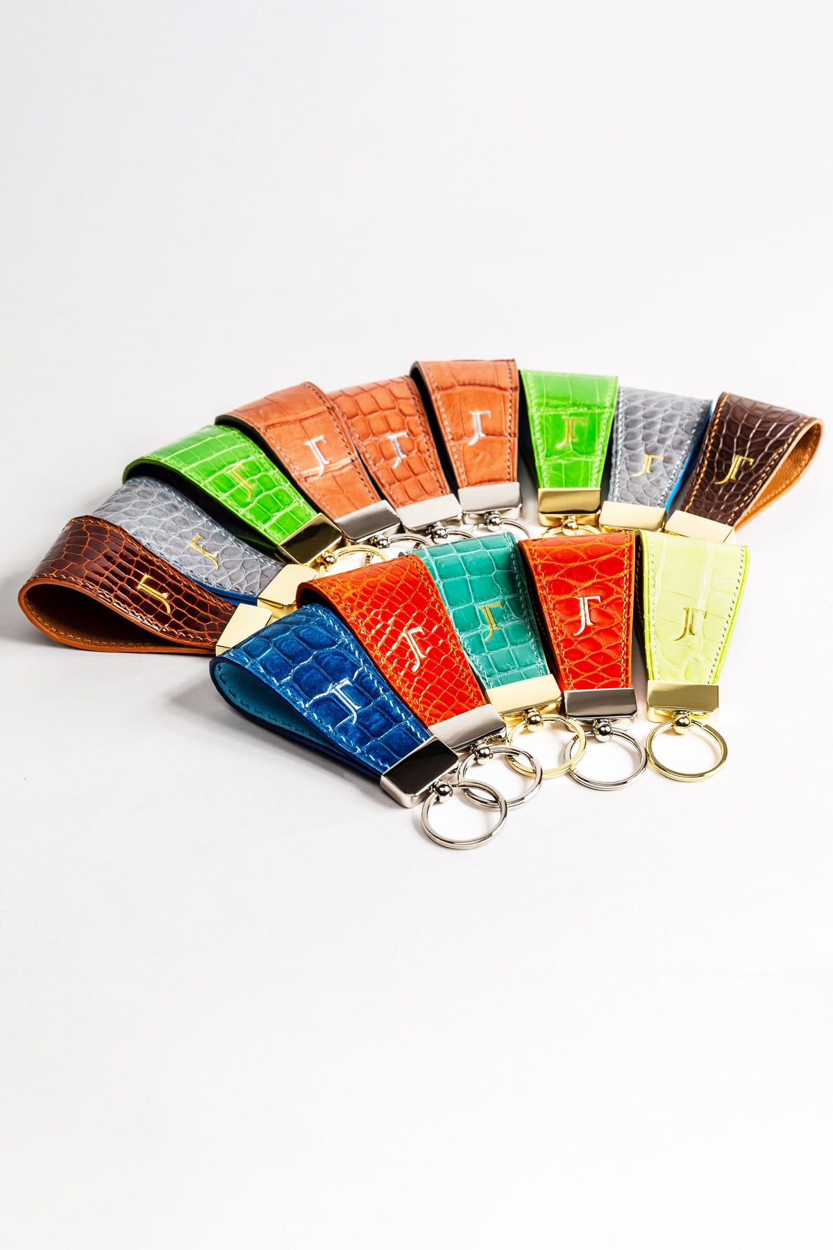 luxury keychain lv