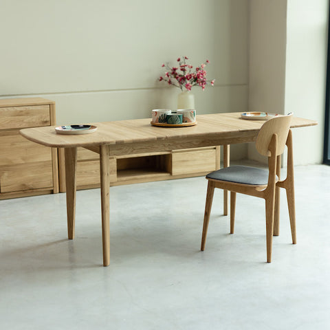 NordicStory Large dining table in sustainable oak