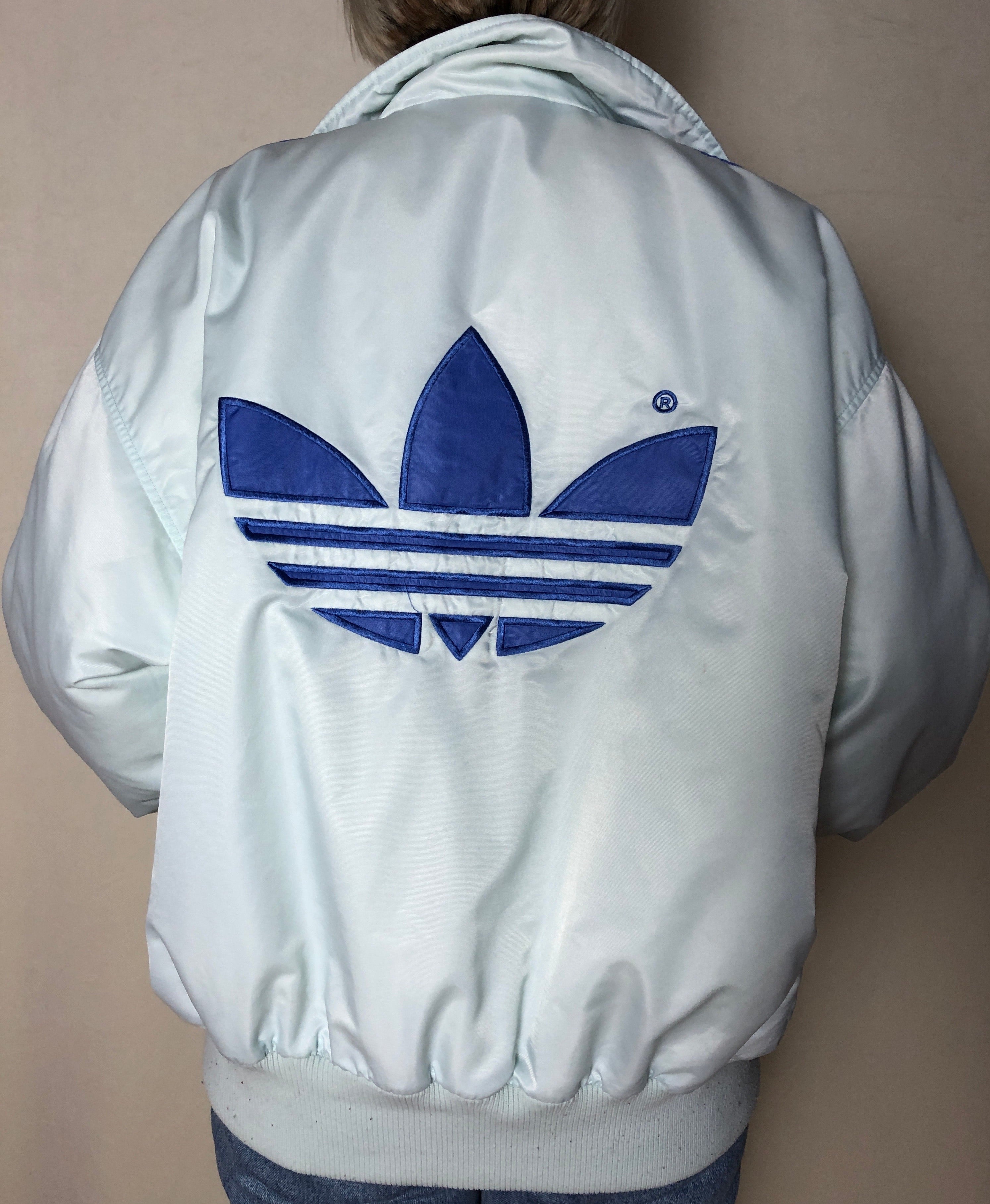 sweat adidas bleu ciel