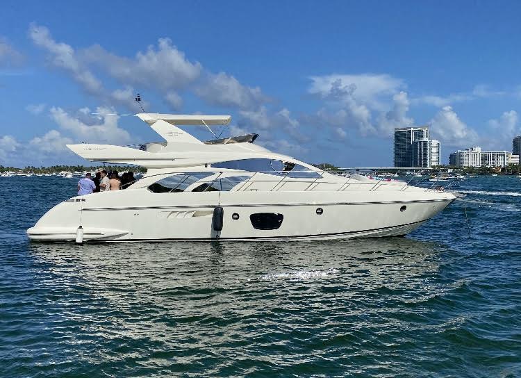 yacht rental with captain miami