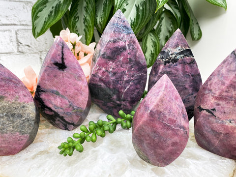rhodonite stone meaning