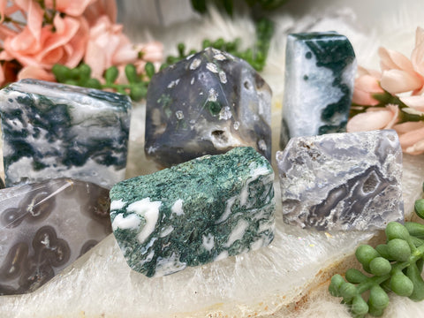 Shop Best Raw Moss Agate • The Green Crystal