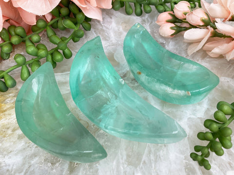 Buy Natural Green Onyx at Wholesale Rates (Rs 20/carat) Haqiq Fine Quality  Loose Zemstone – Shaligrams