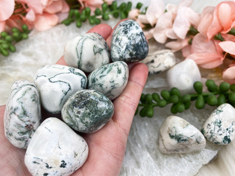 moss agate spiritual meaning
