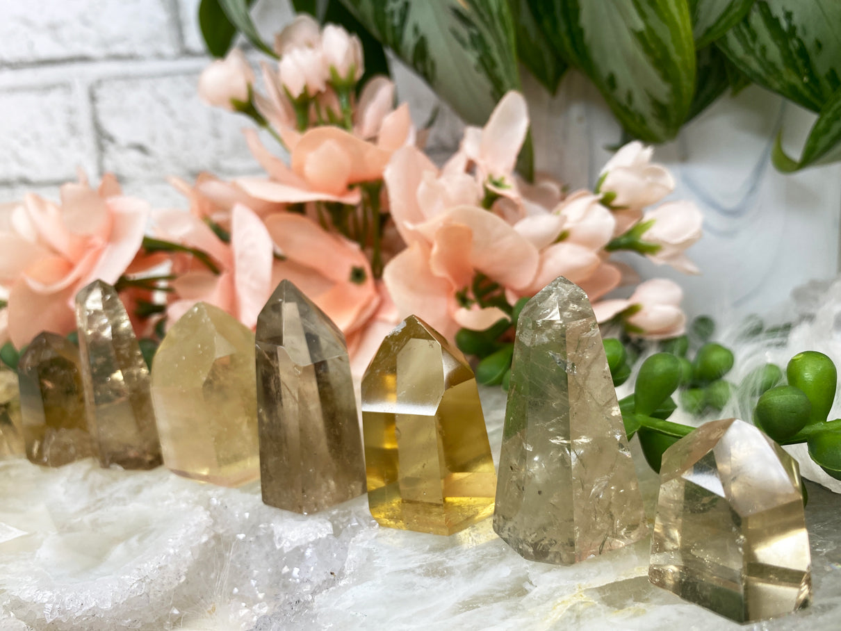 How to Tell If a Crystal Is Real: 10 Signs + Common Fakes