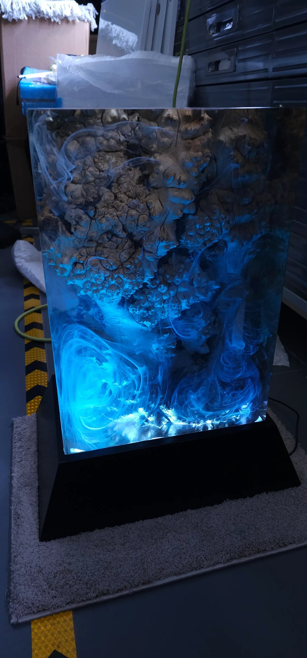 Arditi Collection® - AURA OCEAN CUBE LAMP