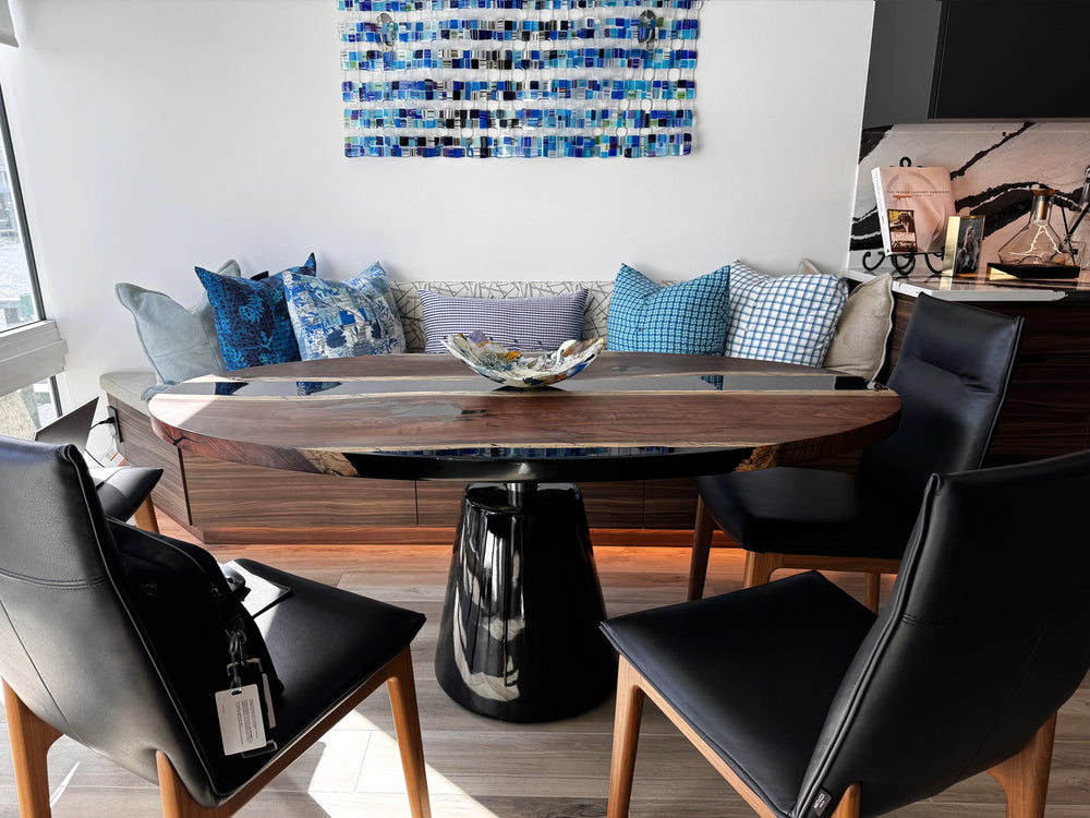 Arditi Collection® - BLACK OVAL ASOLO TABLE
