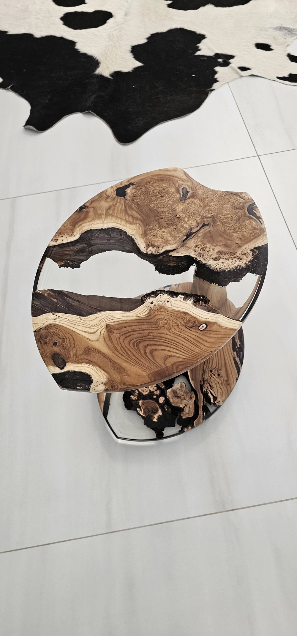 Arditi Collection® - SERRATE LEAF SIDE TABLE