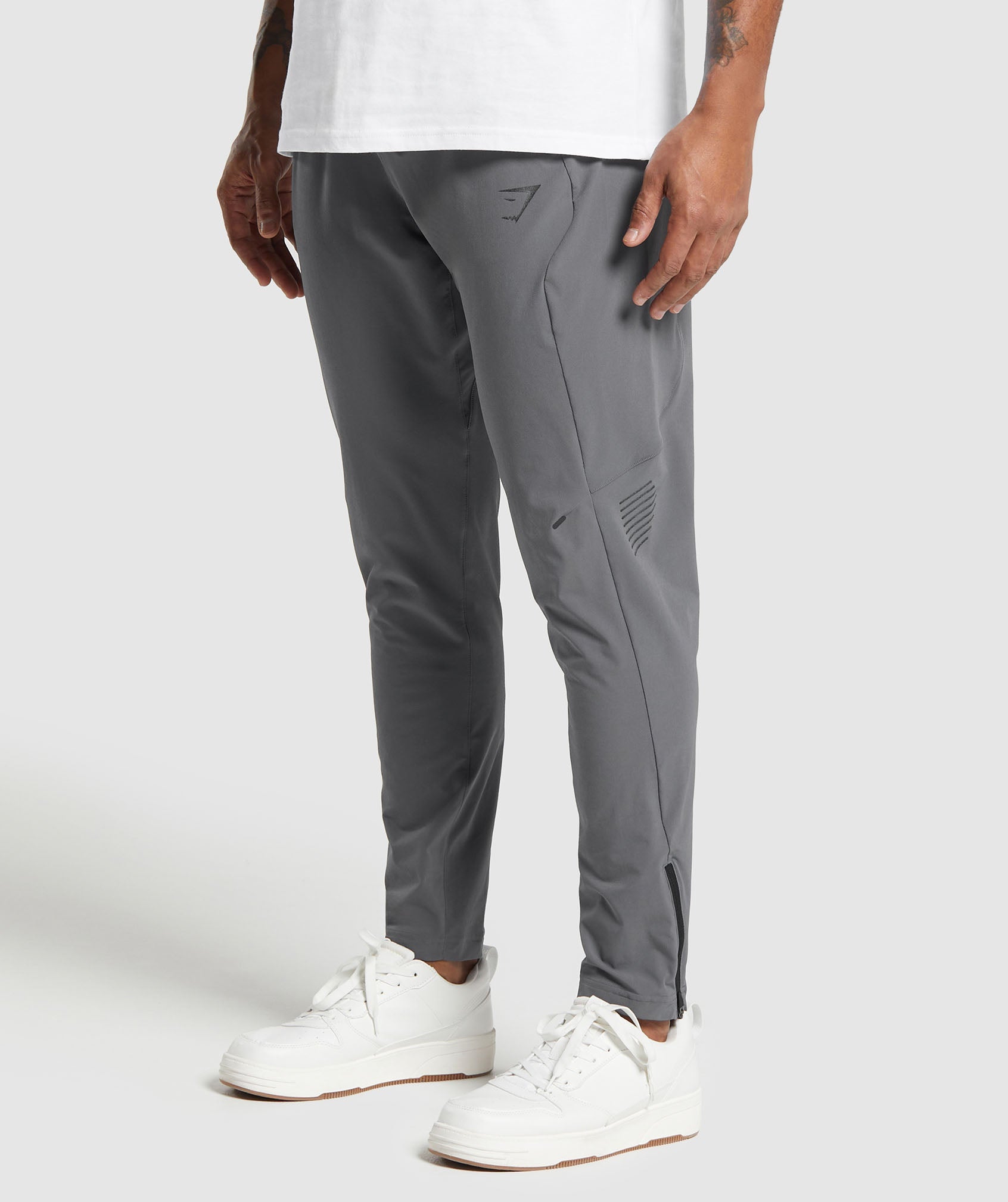 Apex Jogger in Dark Grey