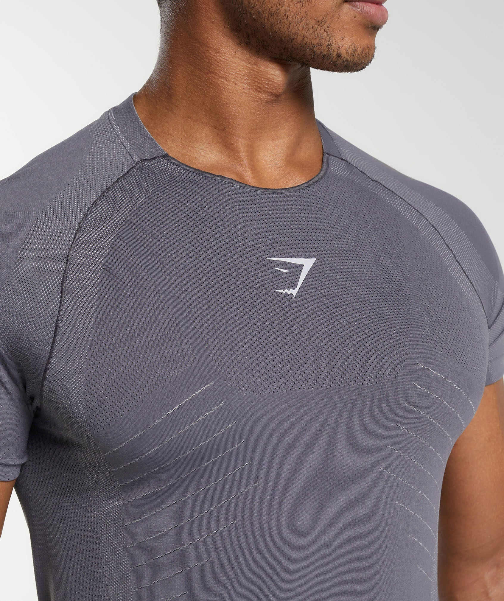 Apex Seamless T-Shirt in Dark Grey/Light Grey - view 6