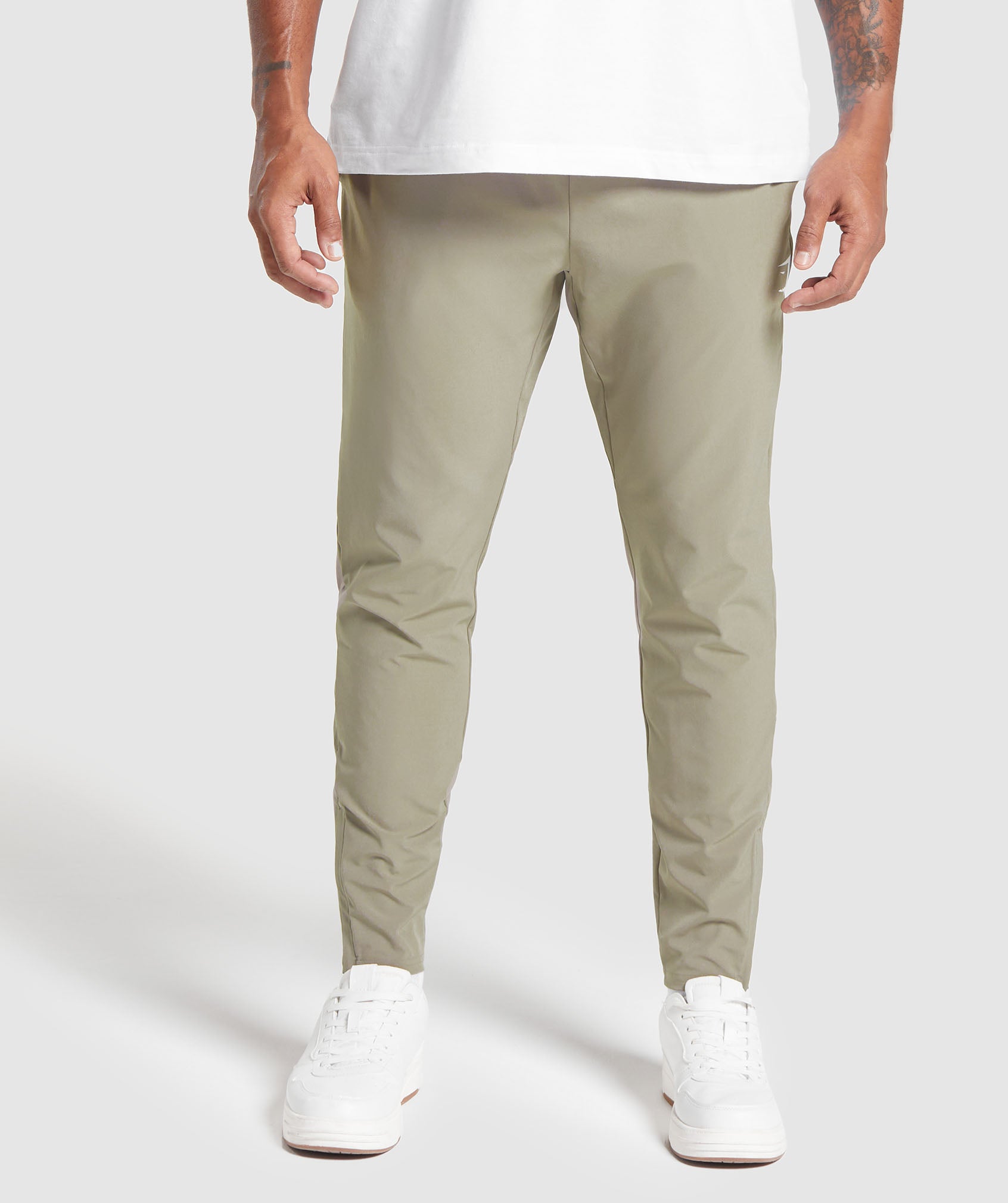 Arrival Joggers in Linen Brown