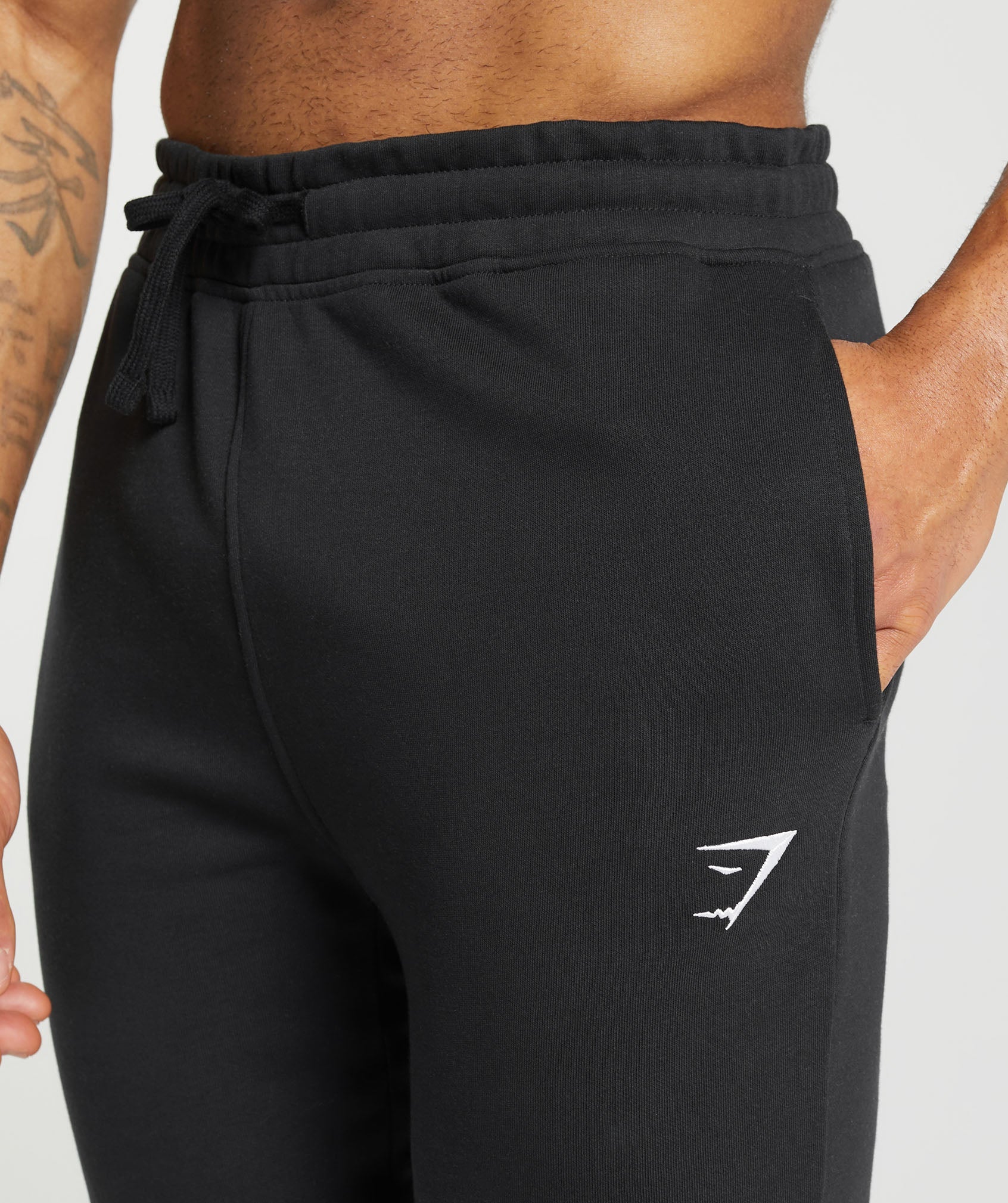 Crest Joggers in Black - view 4