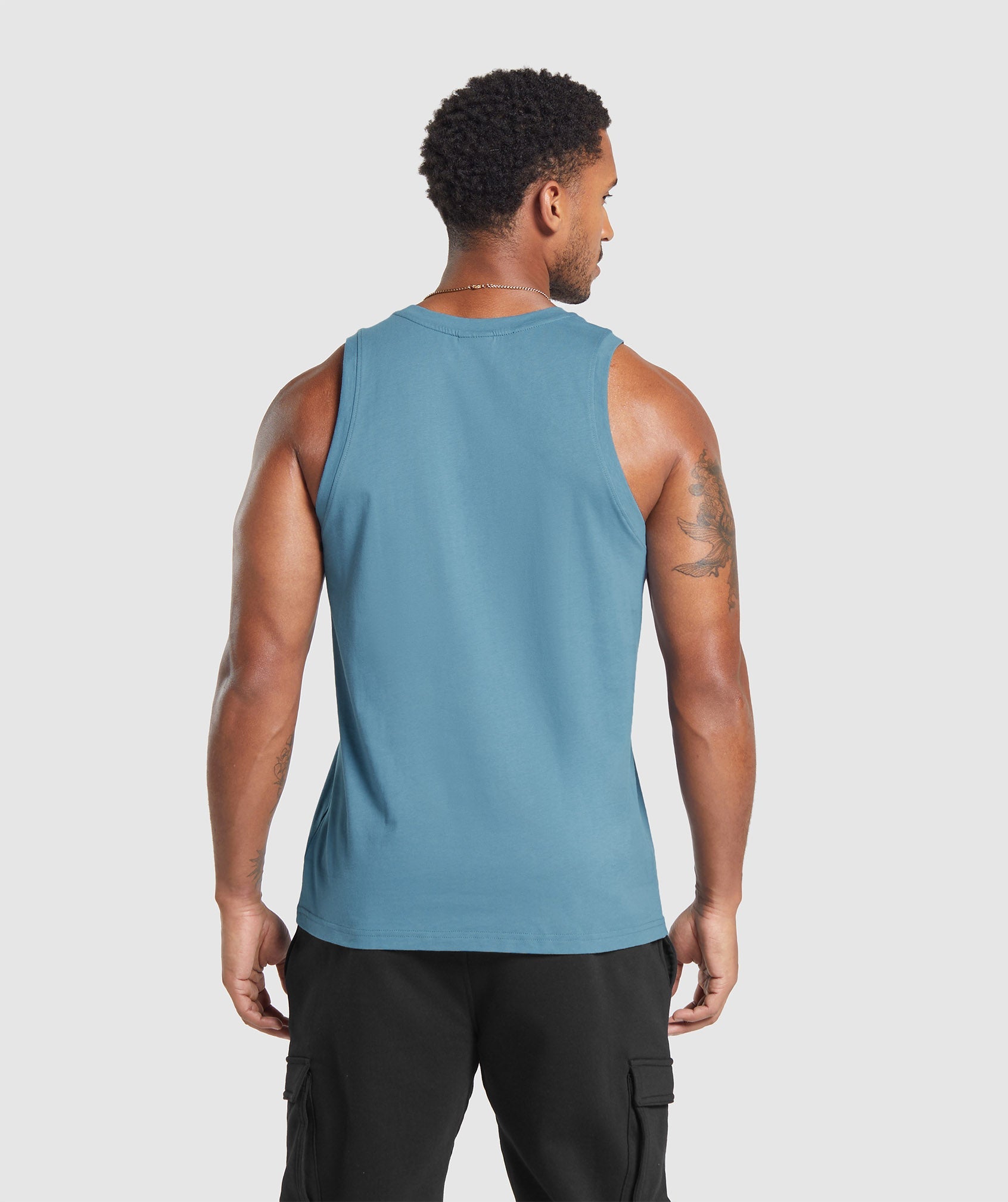 Gymshark ribbed tank looks insane. Pump aint that bad either in this