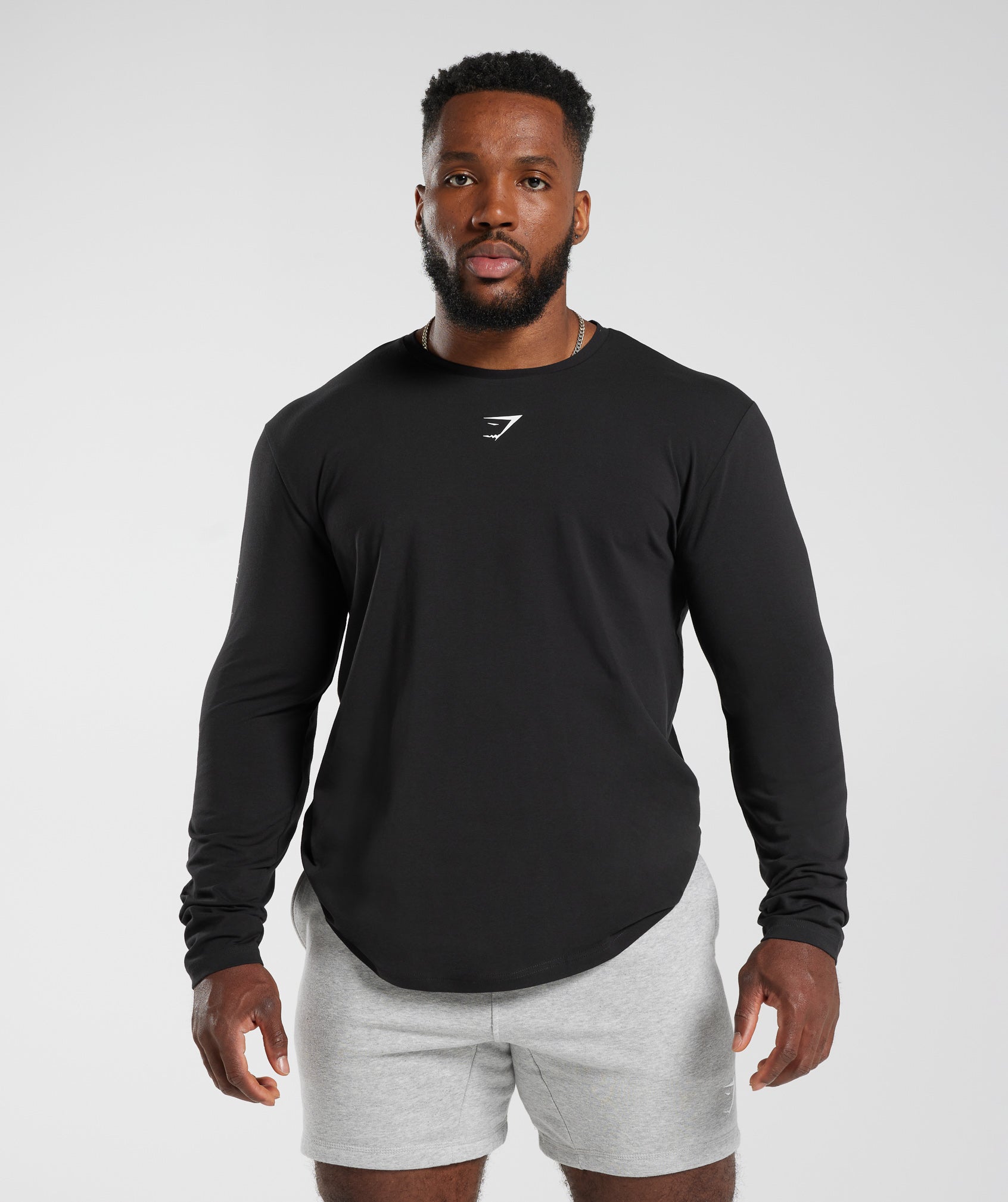 Core Long Sleeve T-Shirt in Black - view 1
