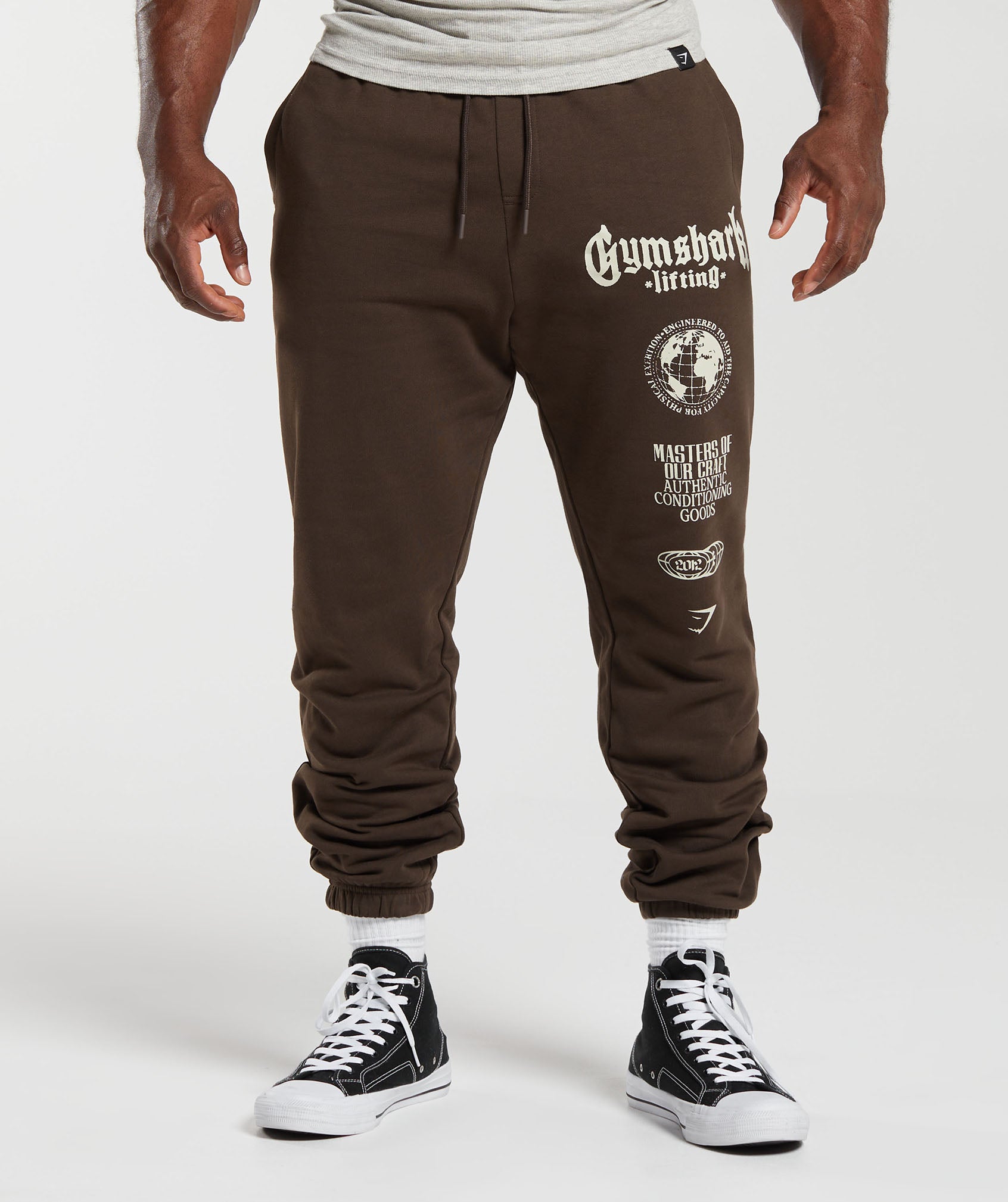 Global Lifting Oversized Joggers in Brown