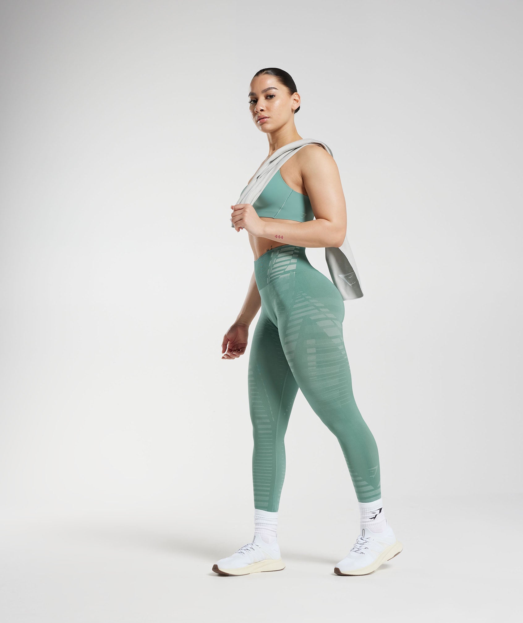 Apex Limit Leggings in Ink Teal/Frost Teal - view 4