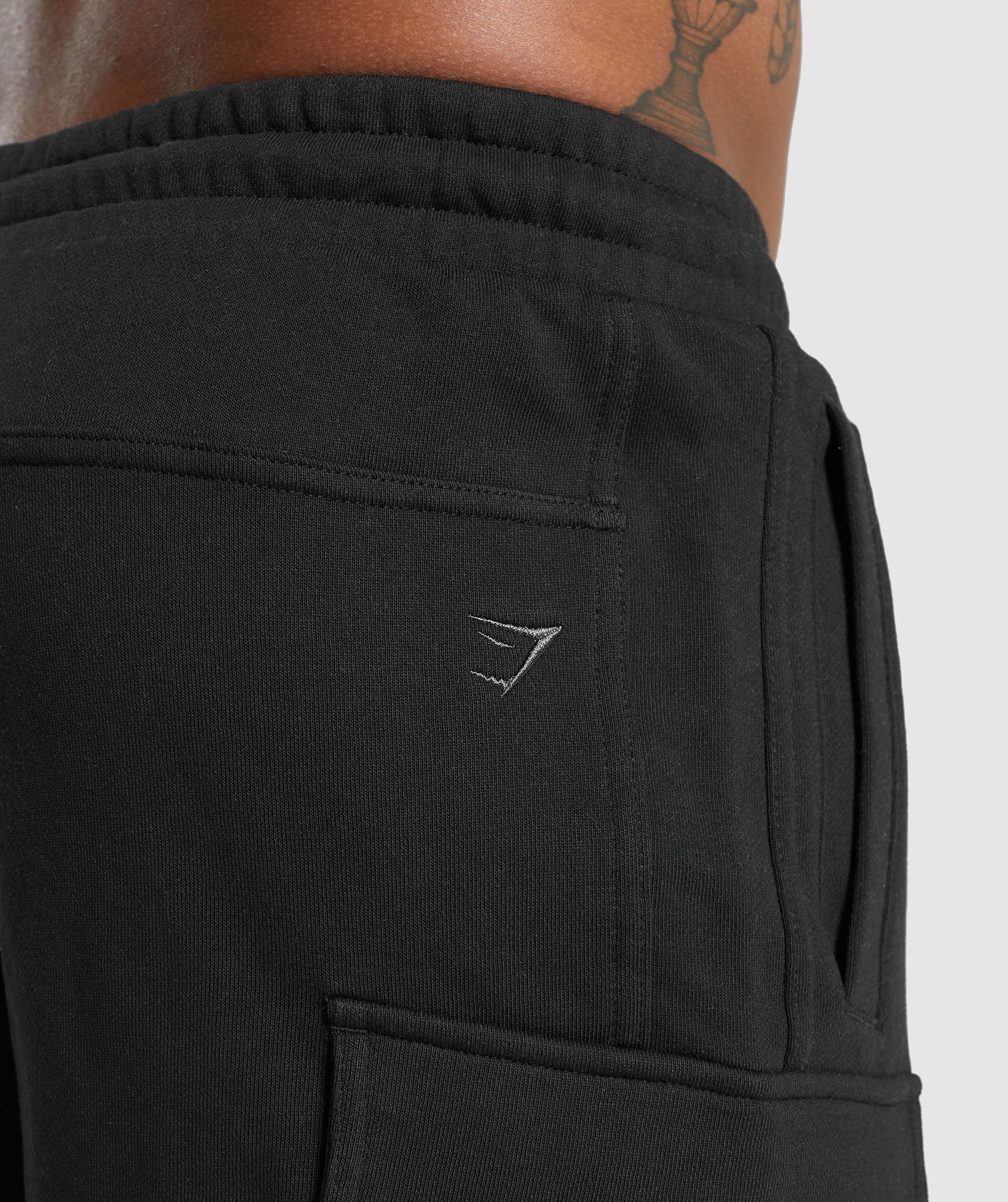 Rest Day Essentials Cargo 7" Shorts in Black - view 7