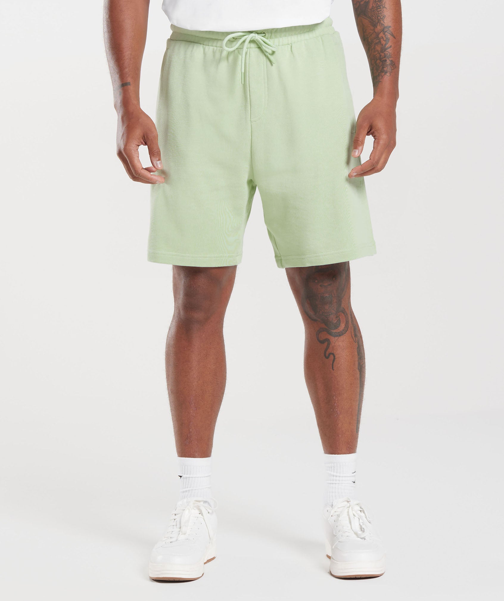 Rest Day Essentials 7" Shorts in Flora Green