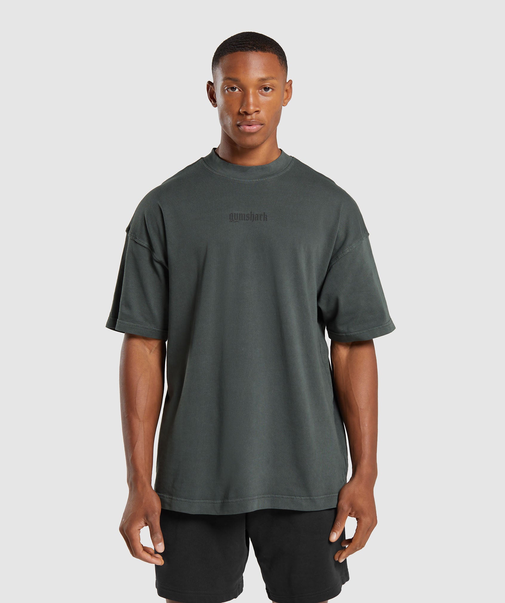 Heavyweight T-Shirt in Deep Olive Green - view 1